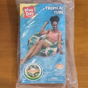 Play Day Tropical Tube